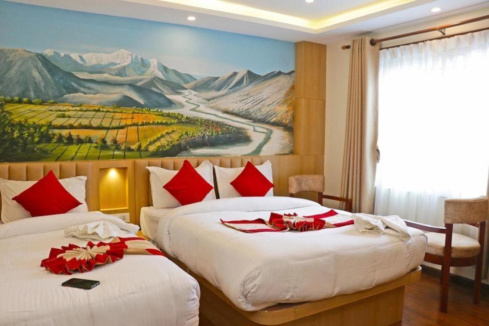 Hotel Tu Casa Delhi Airport Ню Делхи Екстериор снимка