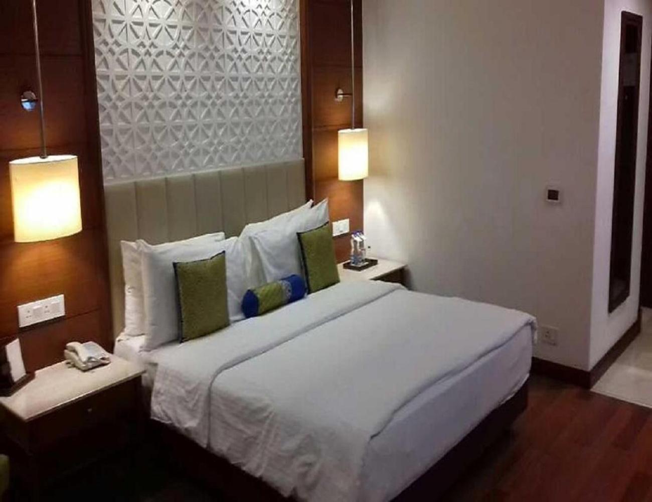 Hotel Tu Casa Delhi Airport Ню Делхи Екстериор снимка