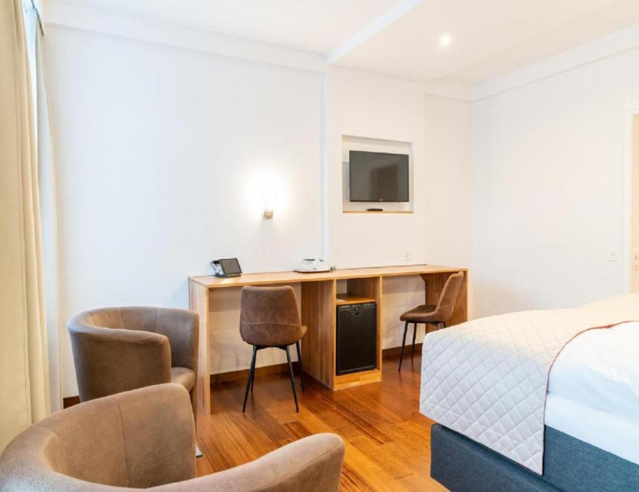 Hotel Tu Casa Delhi Airport Ню Делхи Екстериор снимка